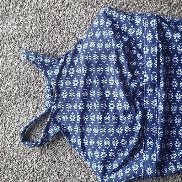 Athleta blue pattern halter top lined tankini top swim size 34D/DD - Picture 3 of 10